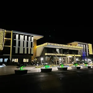 Deluxe And Spa Koplik