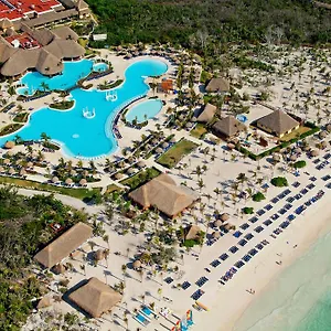 Курортный комплекс Grand Palladium White Resort&spa - *****